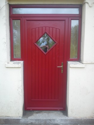 Read more about the article Red on White Composite Palladio Door- Edinburgh Style