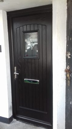 Read more about the article Black on White T&G Glazed Door